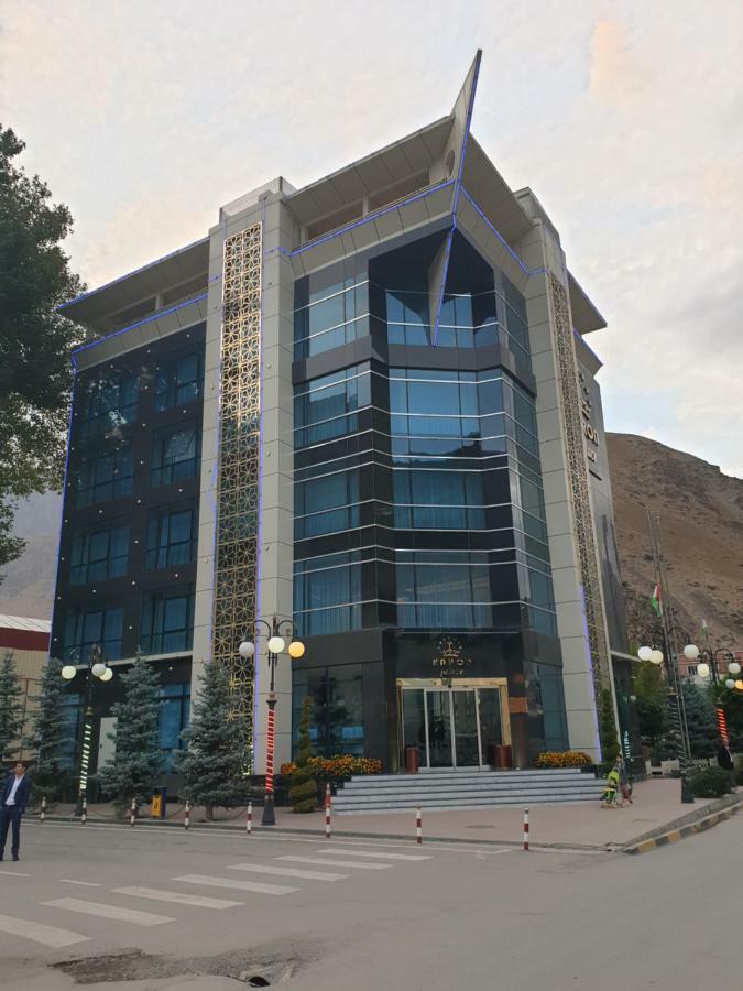 Отель Karon Palace Qal'ai Khumb Экстерьер фото